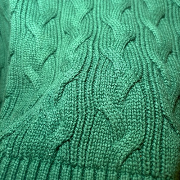 H&M - Retro Preppy Style Relaxed Fit Cable Knit Sweater Green Vest in Size M - Picture 6 of 7